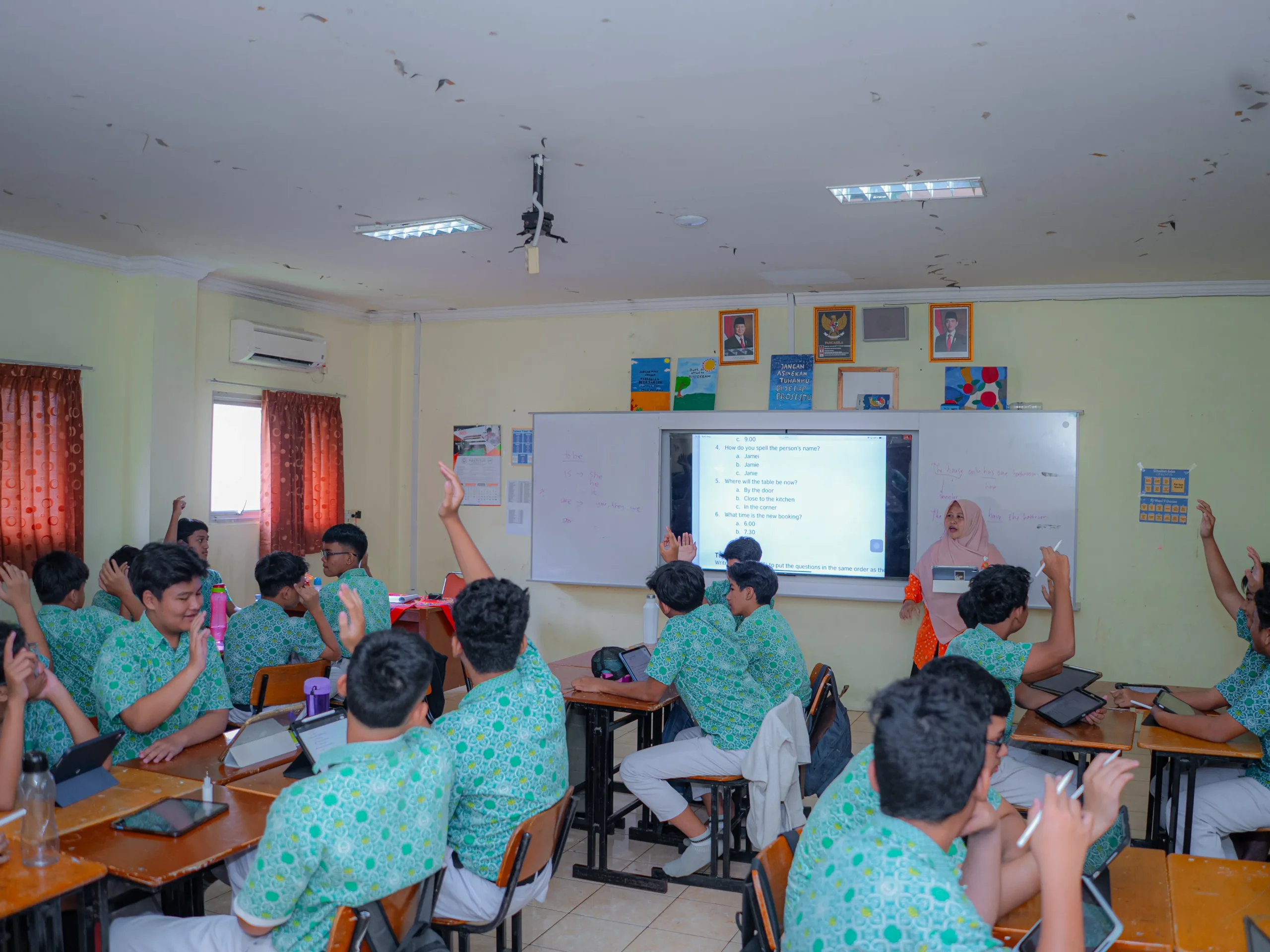 Student learning with tablet